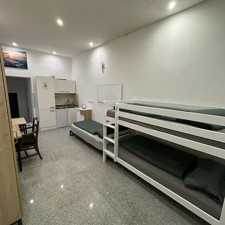 Apartment Mk 1 - Kostenlose Parkplaetze - In 5 Minuten In Der Stadt - Bis Zu 7 Personen