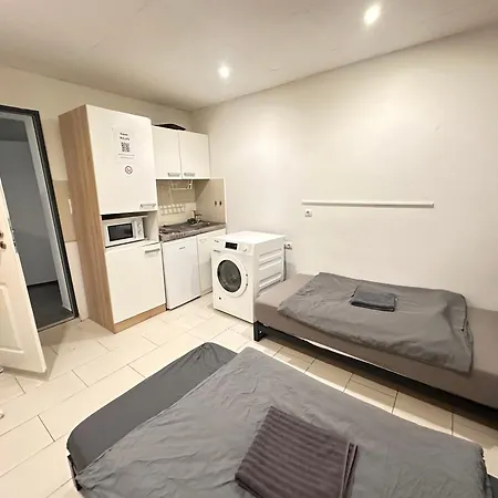 Mk 1 - Kostenlose Parkplätze - In 5 Minuten In Der Stadt - Bis Zu 7 Personen Apartment